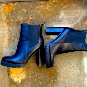 Nasty Gal Platform Booties Size 8